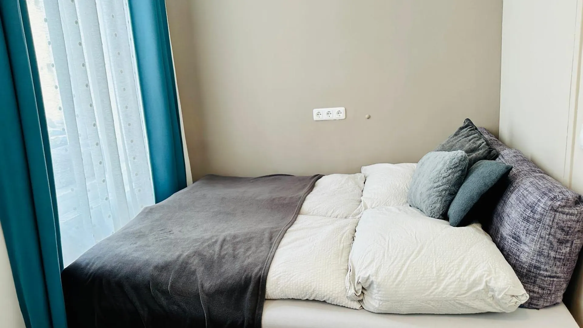 Book-A-Room Panda-Apartments Vienna 0*,  Austria