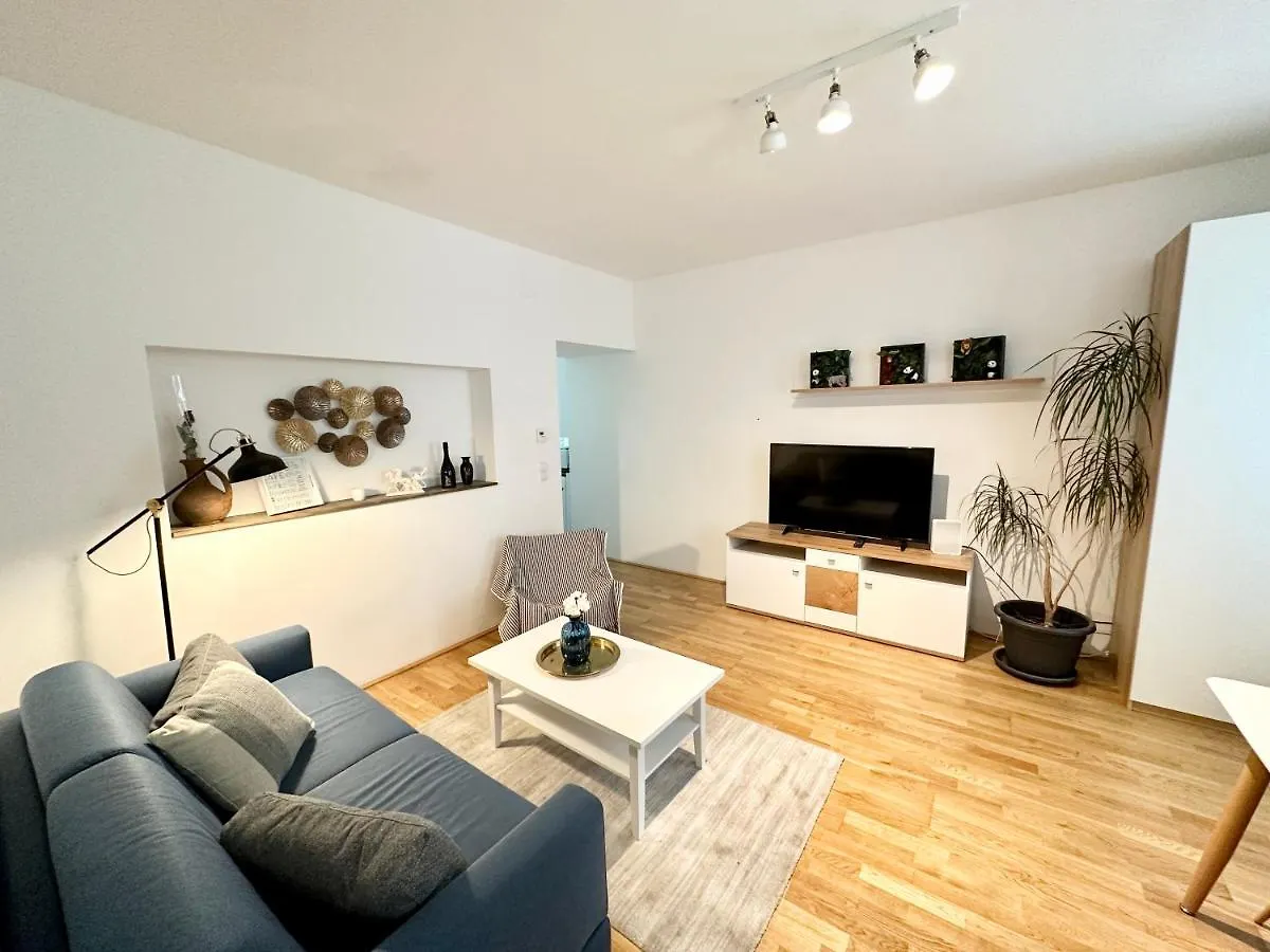 Book-A-Room Panda-Apartments Wien 0*,  Österreich