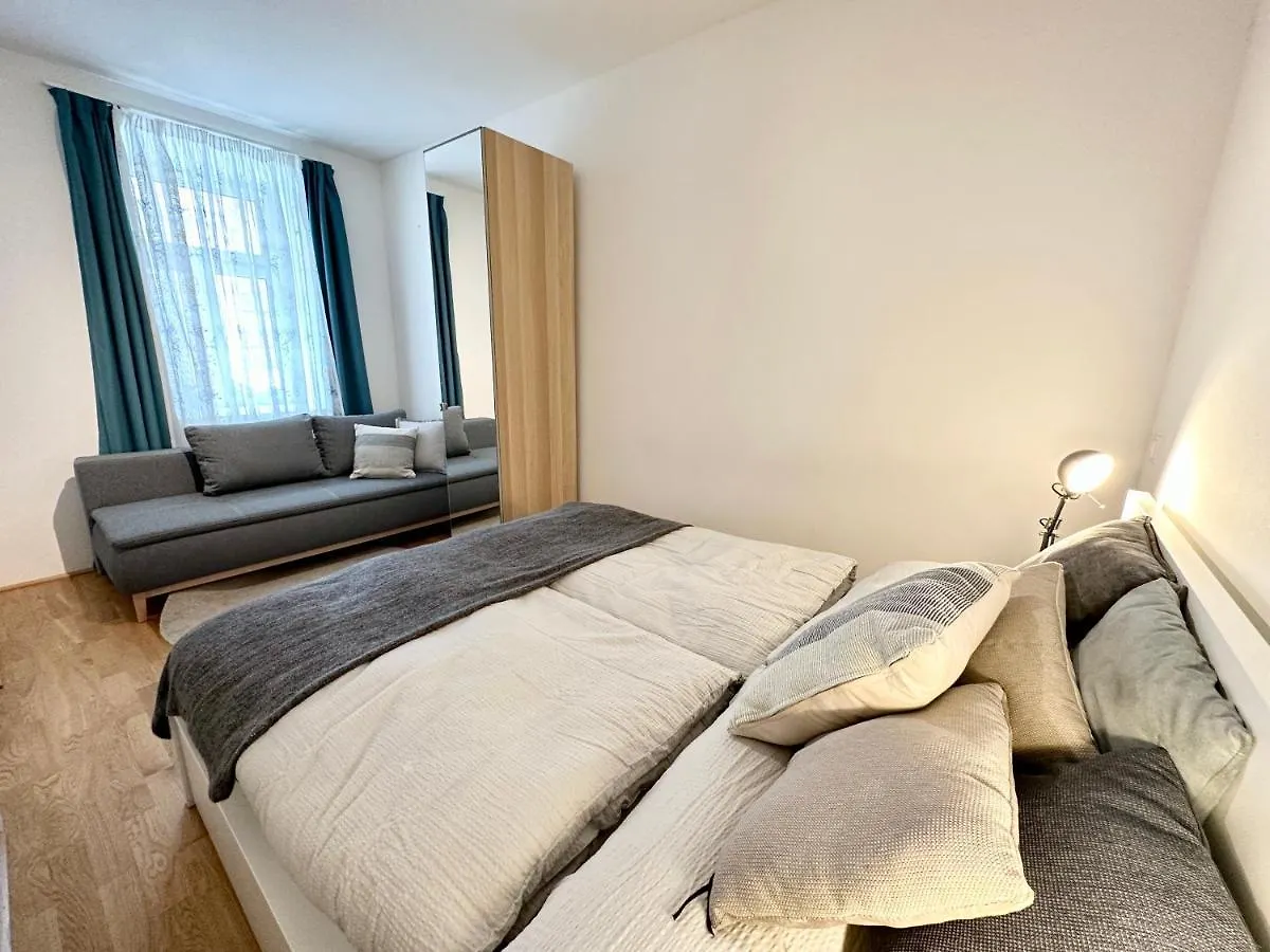 Apartment Book-A-Room Panda-Apartments Vienna
